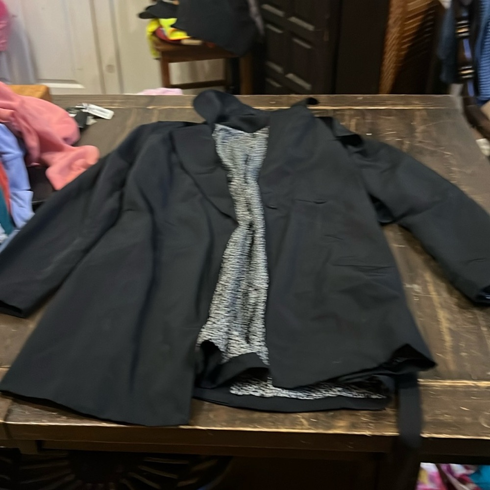 Black-and-white cheetah printed inside raincoat
